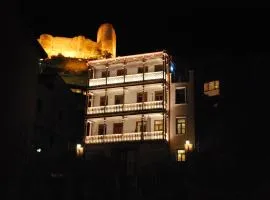 Hotel at Gomi 19