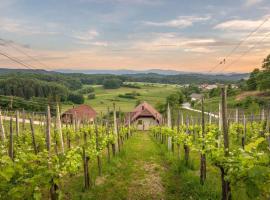 Holiday home in Trebelno - Dolenjska & Bela krajina Unter- & Weißkrain 26032, hotel en Trebelno