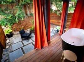 Artbliss Hotel, hotel u gradu Stevenson