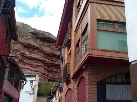 Hostal Ciudad de Nájera, casa de hóspedes em Nájera