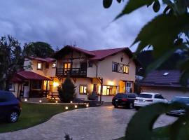 Casa cu Flori, hotel v destinaci Buşteni