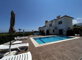 Exquisite Villa with Private Pool in Cyprus, хотел в Кирения