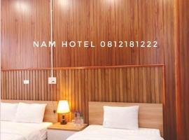 Khach san Nam Hotel, hotell i Bản Co