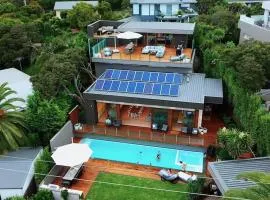 Trelawney Beach House - opposite Blairgowrie beach