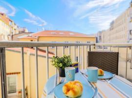 SUEDE 3 AP4209 By Riviera Holiday Homes