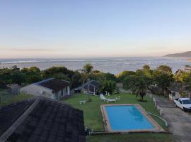 Driftwood Chalets – hotel w mieście Tugela Mouth