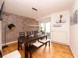 Cozy Apartment ° 7 beds ° 3 bed rooms, hotel i Kleve
