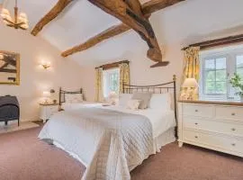 farmhouse cottage