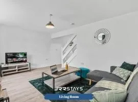 Wolverhampton - Amazing 3 Bedroom, Sleeps 6, Wi-Fi - JRR Stays