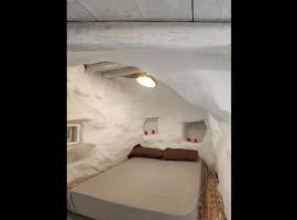 Room in Studio - Artemis Studio Pyrgi, guest house in Platis Yialos Mykonos