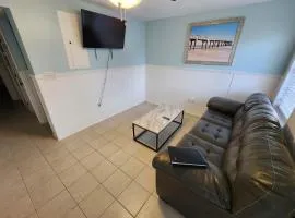 125 Atlantic Avenue Unit F - Pet Friendly! Walk To The Beach and Pier! 1BR -1BA - Sleeps 2-4 guests!