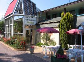 Hotel Les Deux Sapins, hotel com estacionamento em Cailly-sur-Eure