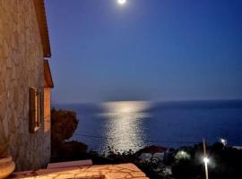 Romantic Countryside Villa with SeaView, holiday home in Kiverion