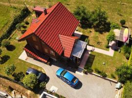 Holiday house with a parking space Belaj, Karlovac - 20275, hotel in Duga Resa