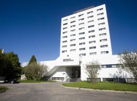 Résidences Campus Notre-Dame-de-Foy – hotel w pobliżu miejsca Lotnisko Quebéc-Jean Lesage - YQB w mieście Quebec City