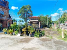RedDoorz @ Grand Valley Castle Hotel Cagayan, Hotel in Bangak