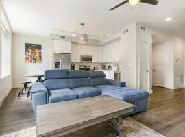 Live in the Heart of Downtown New Orleans-CB unit 806