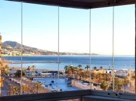 Estudio El Balcón, en primerísima línea de playa.