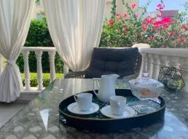 Luxury Flat of Cleodora Residence