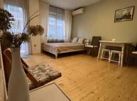 Copenhagen adorable and cosy Apt in calm district، فندق بالقرب من Acibadem City Clinic Tokuda Hospital، صوفيا