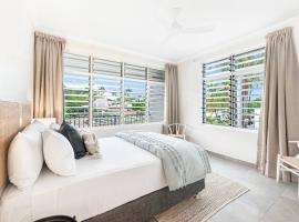 'Botanica Hoja' A Nightcliff Balcony Refresh, family hotel in Nightcliff