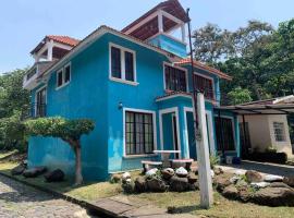 Casa 2 a 5 min del Irtra, hotel v destinaci Retalhuleu
