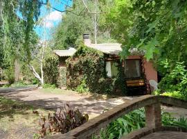 Cabañas Las Dinas, hotel in Tandil