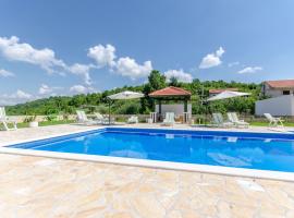 Villa Ana, hotel in Umljanović