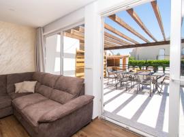 Villa Divine, hotel in Vodice