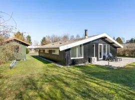 Gorgeous Home In Nysted With Wifi