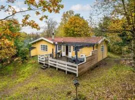 3 Bedroom Cozy Home In Børkop