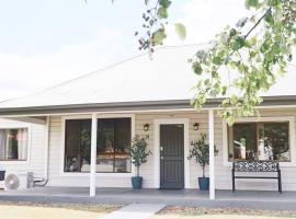 Jacaranda cottage, hotel en Dubbo