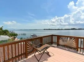 Bay Winds113 Home