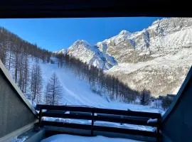 Ski in - Ski out Family Studio in the heart of Matterhorn resort
