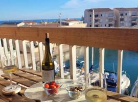 Béréa - Les Cormorans - Vue port et mer, cheap hotel in Frontignan