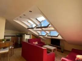 ApartamentosArturo Llanes LaPlaza Atico céntrico 28603