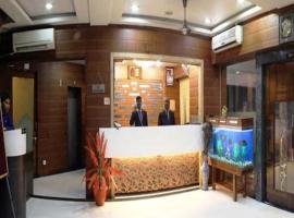 hotel puneet international, hotel poblíž Letiště Raipur - RPR, Rájpur
