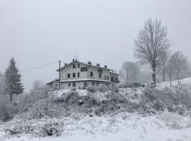 La Buca delle Fate Ristorante Albergo, hotel Pievepelagóban