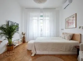 Asbóth 225 COZY CENTER APARTMENT