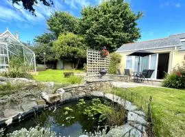 CROYDE WONKY COTTAGE 1 Bedroom