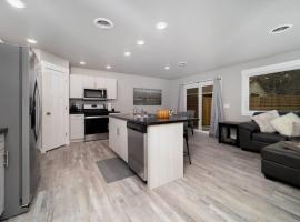 Delightful, new townhome downtown, casa rústica em Billings