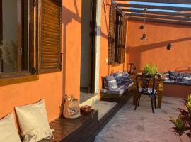 Casa Moni Ferienwohnung mit Meerblick, appartamento a Playa de Santiago