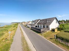 Gorgeous Home In Glesborg With Wifi、Glesborgのホテル