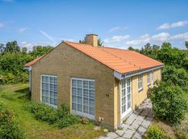 Lovely Home In lsted With Kitchen, vikendica u gradu 'Ølsted'
