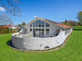 Cozy Home In Holbk With Wifi, Ferienhaus in Holbæk