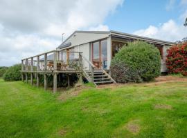 Blue Wren Cottage Farm Stay, vikendica u gradu Janaki