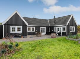 Beautiful Home In Vejby With Sauna, Wifi And 3 Bedrooms, accommodation in Vejby