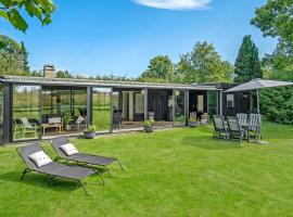 Stunning Home In Jgerspris With Wifi, goedkoop hotel in Jægerspris