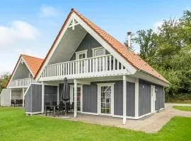 Awesome Home In Grsten With 4 Bedrooms, Sauna And Wifi