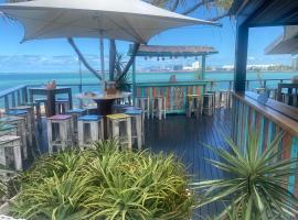 Water Front Townsville, Hotel in North Ward